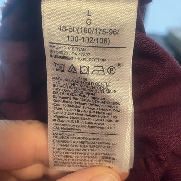 2/$25 🎉 GAP shorts 3” rise with pockets! Size large - Picture 8 of 8